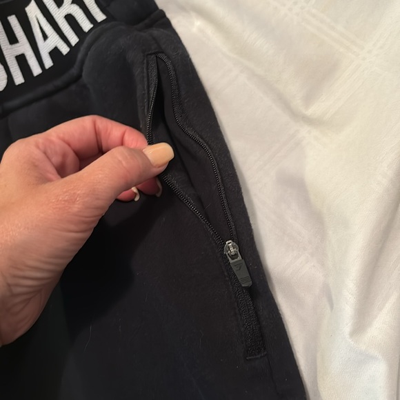 Gymshark joggers size XS - Picture 3 of 7